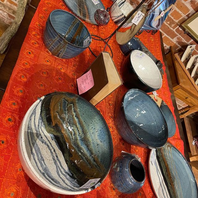 Serving Pieces - Platters & Bowls, Around the Kitchen